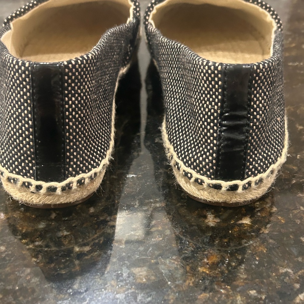 Tory Burch Black “Lonnie” Logo Espadrilles SIZE 9.5 - Picture 4 of 6